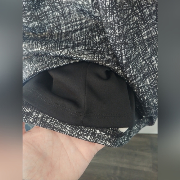 Maggy London size 14 midi dress black and white - Picture 2 of 5